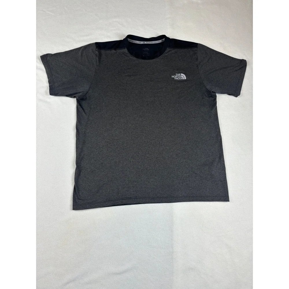 The North Face Mountain Athletics Mens‎ M Gray FlashDry Training T-Shirt Heather